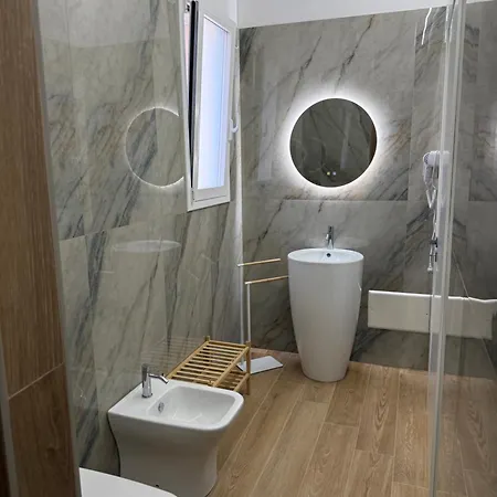 Largo Sicilia B&B 3*
